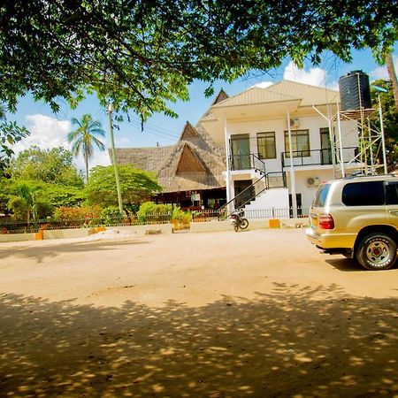 Flamingo Hotel Kinyerezi Dar es Salaam Exterior foto